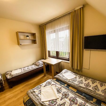 Osrodek Wczasowo-Kolonijny Gron Bed and Breakfast Biały Dunajec Buitenkant foto