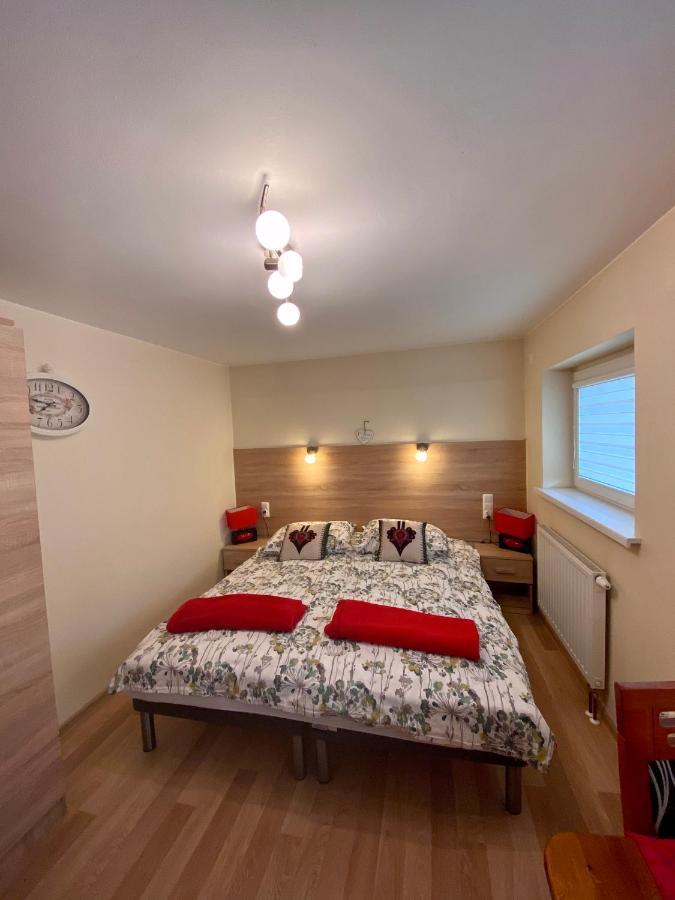 Osrodek Wczasowo-Kolonijny Gron Bed and Breakfast Biały Dunajec Buitenkant foto