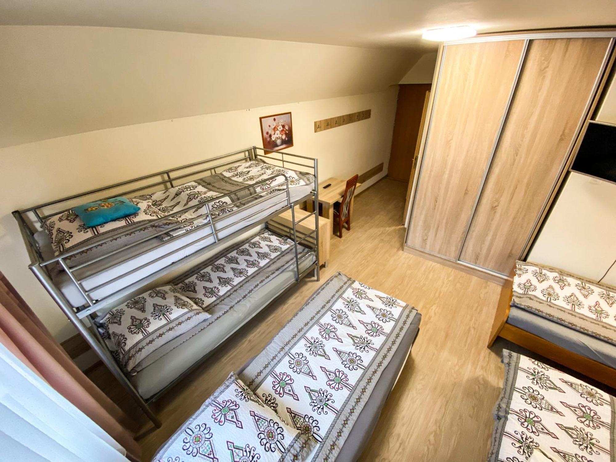 Osrodek Wczasowo-Kolonijny Gron Bed and Breakfast Biały Dunajec Buitenkant foto