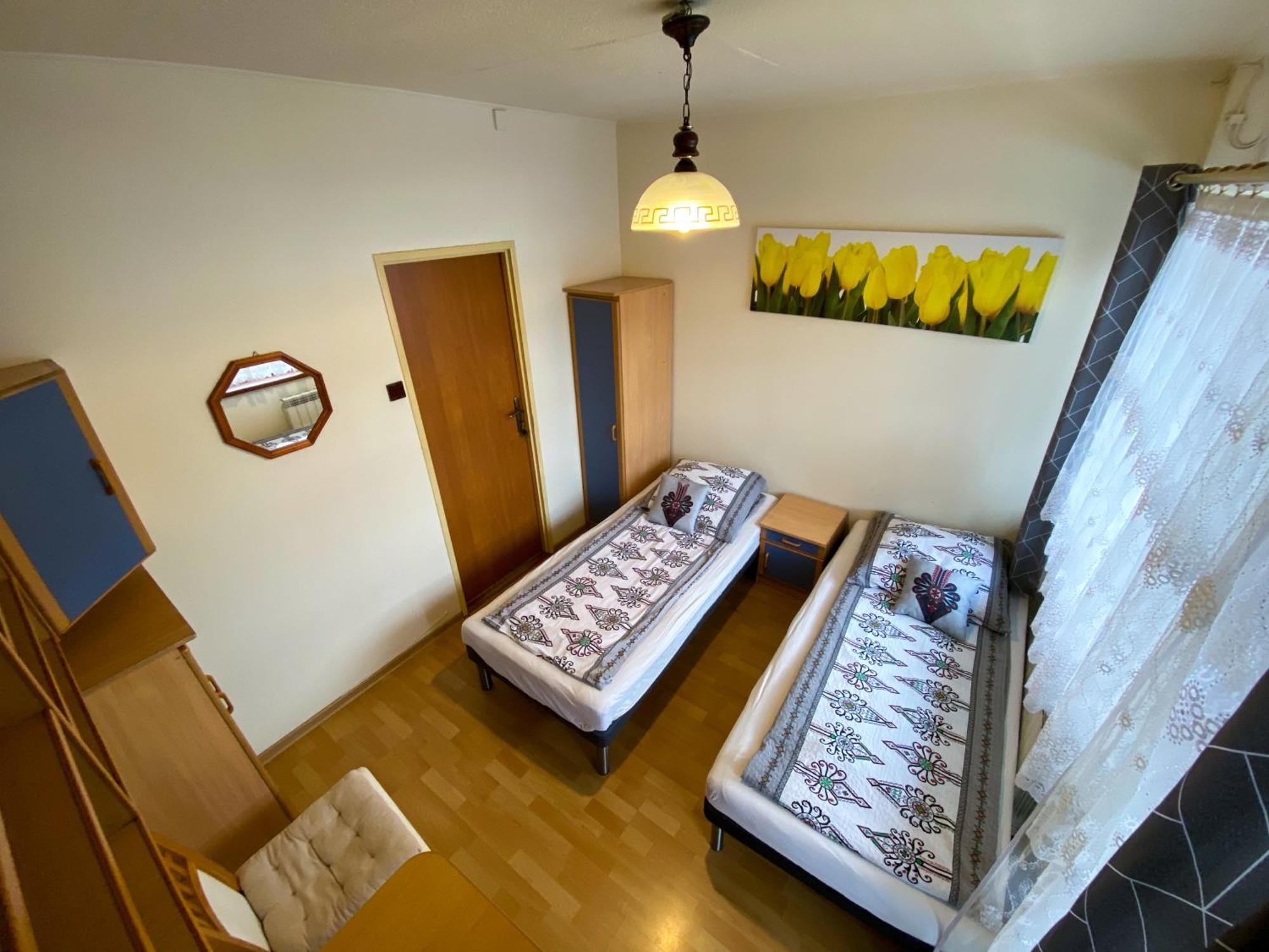 Osrodek Wczasowo-Kolonijny Gron Bed and Breakfast Biały Dunajec Buitenkant foto