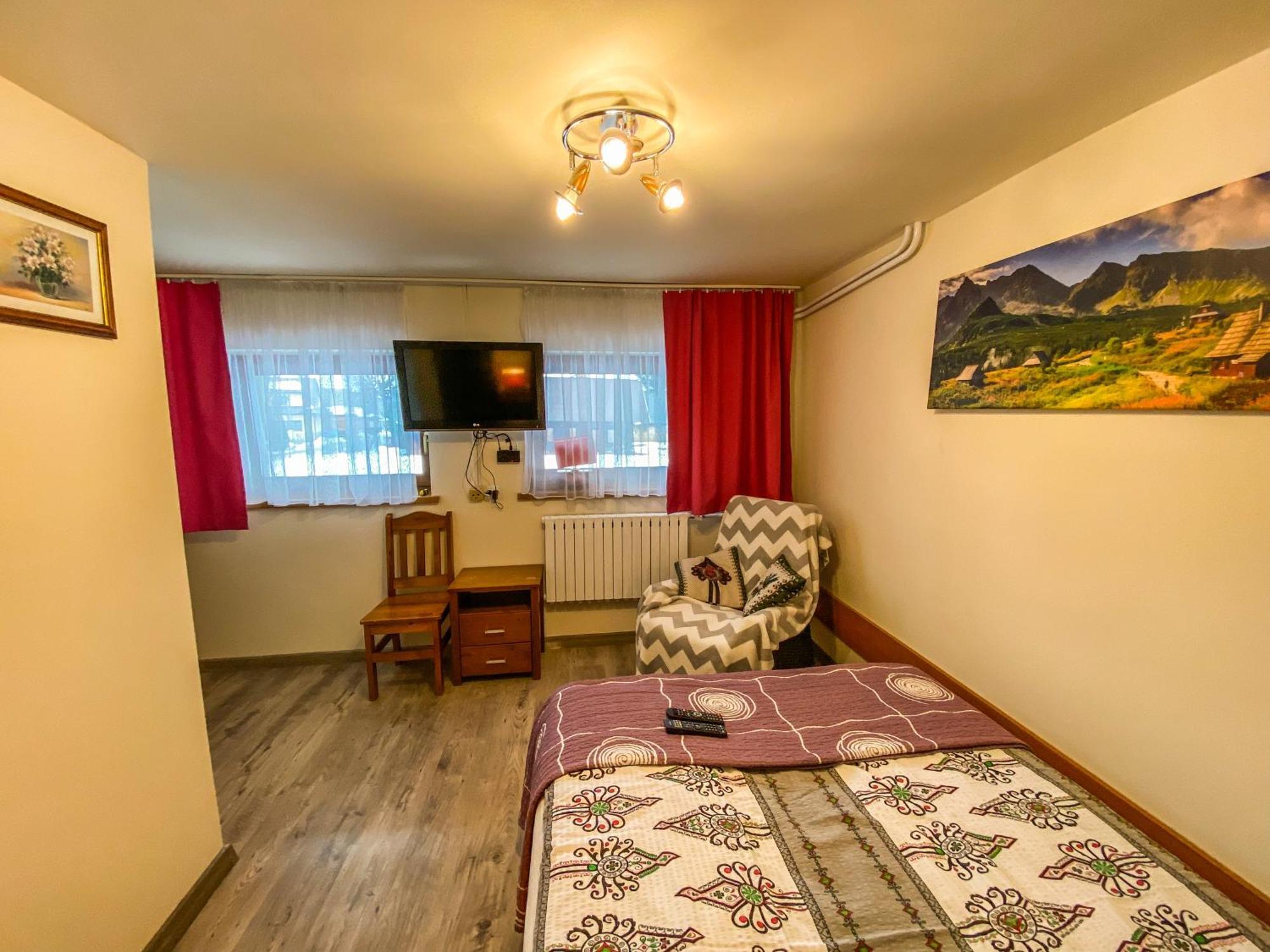 Osrodek Wczasowo-Kolonijny Gron Bed and Breakfast Biały Dunajec Buitenkant foto
