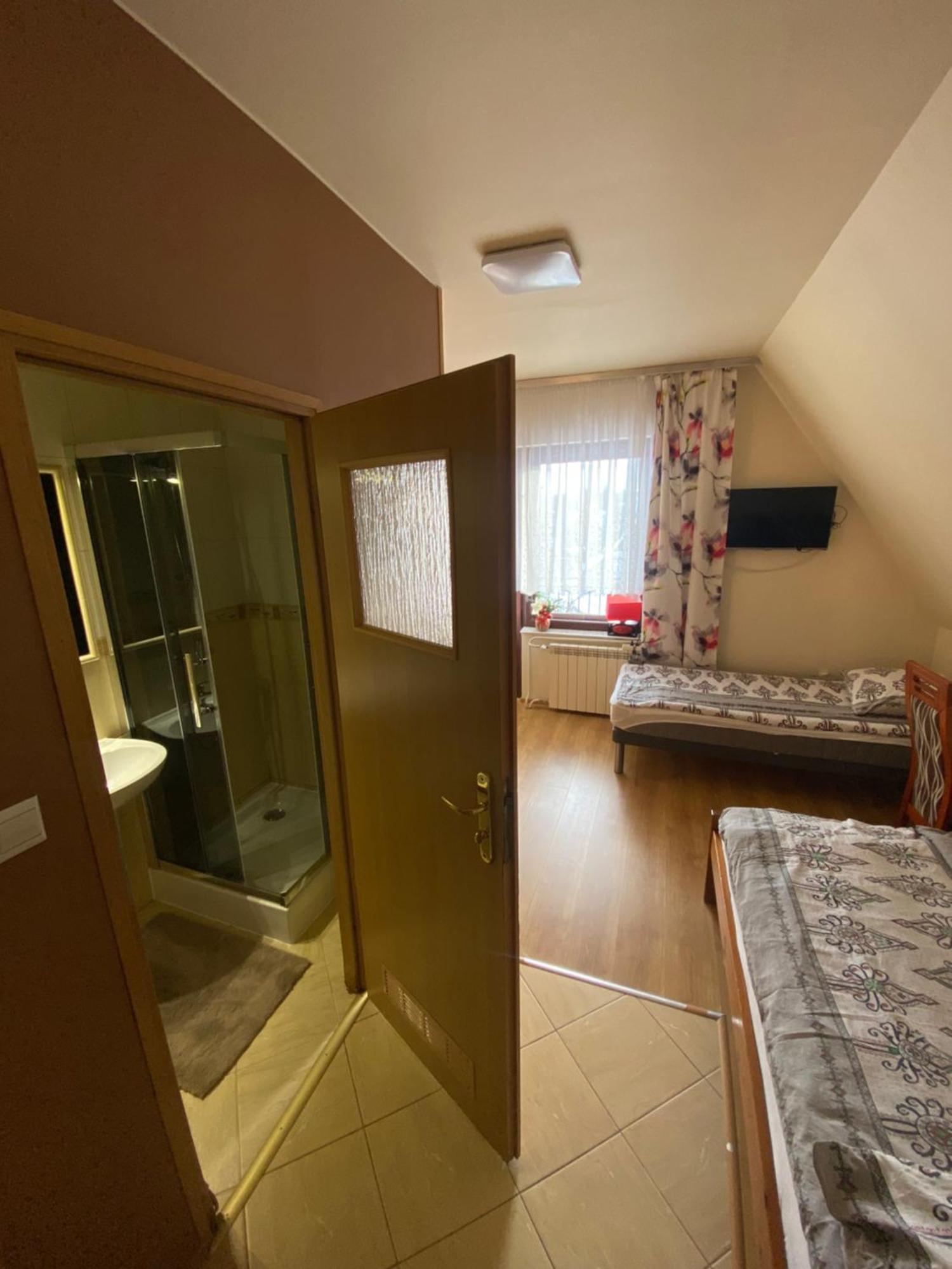 Osrodek Wczasowo-Kolonijny Gron Bed and Breakfast Biały Dunajec Buitenkant foto